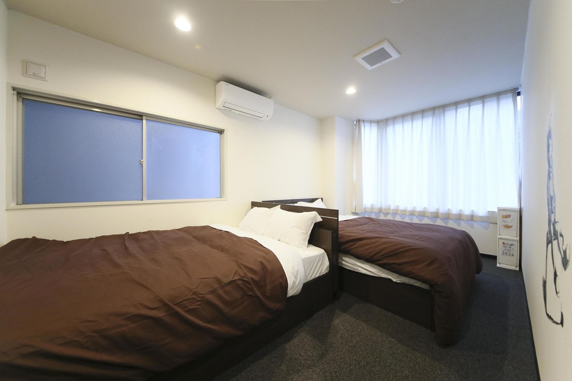 Roots Hostel Osaka Exterior photo