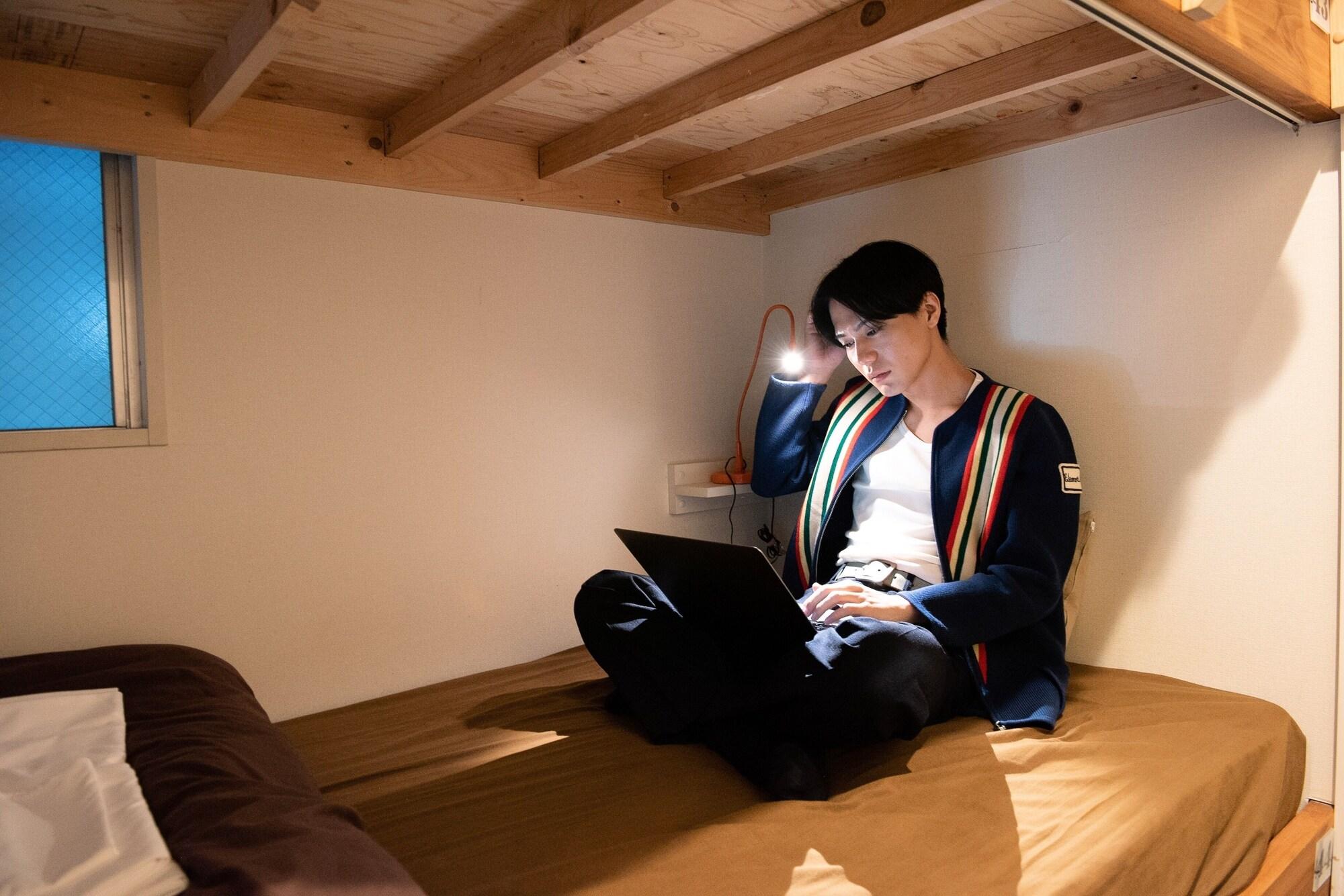 Roots Hostel Osaka Exterior photo